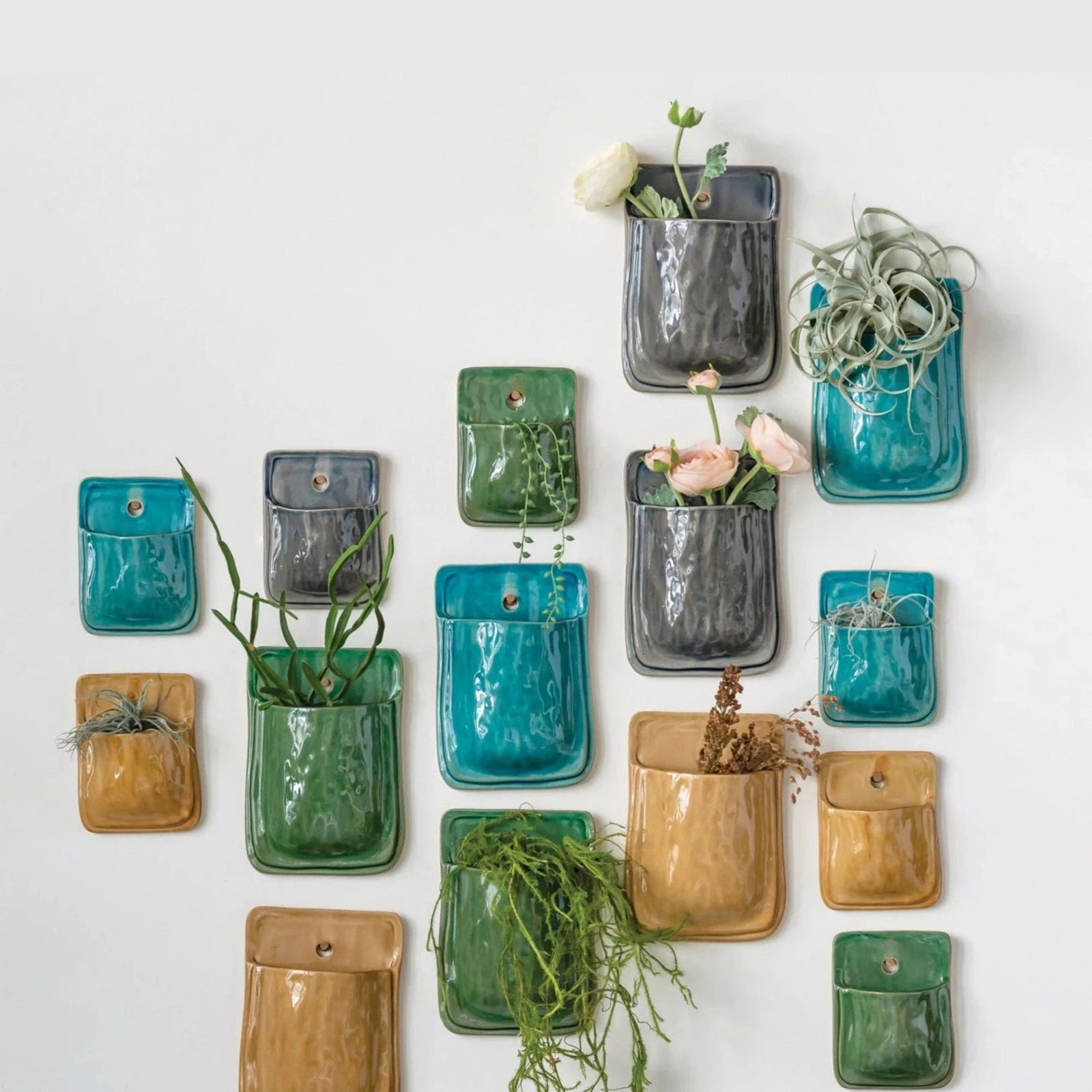Vases + Pots