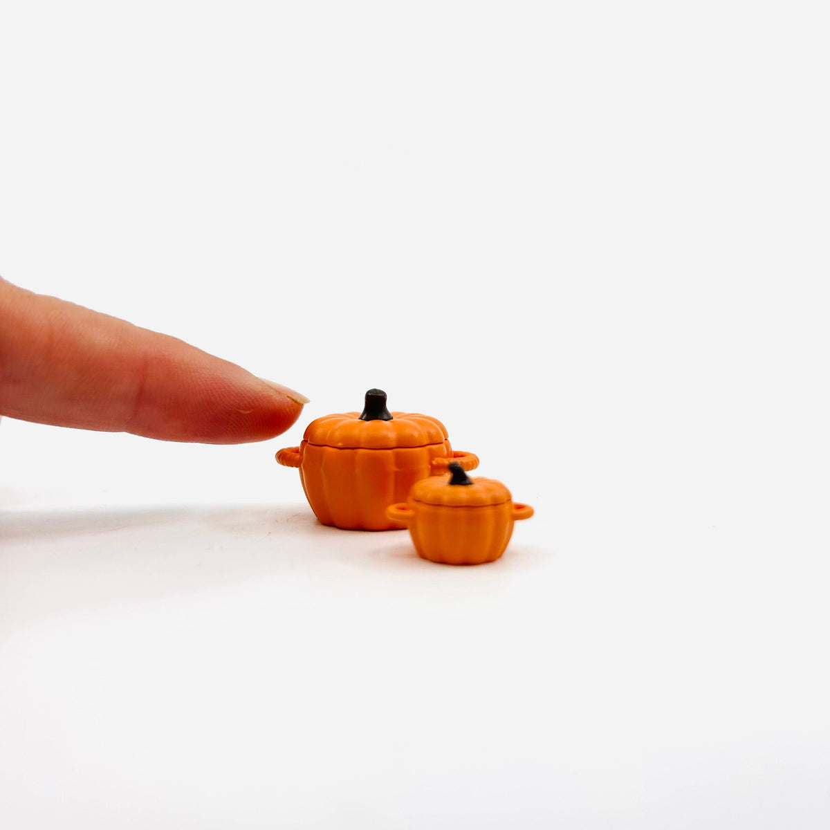 Miniature Pumpkin Soup Pot, Orange Miniature - 
