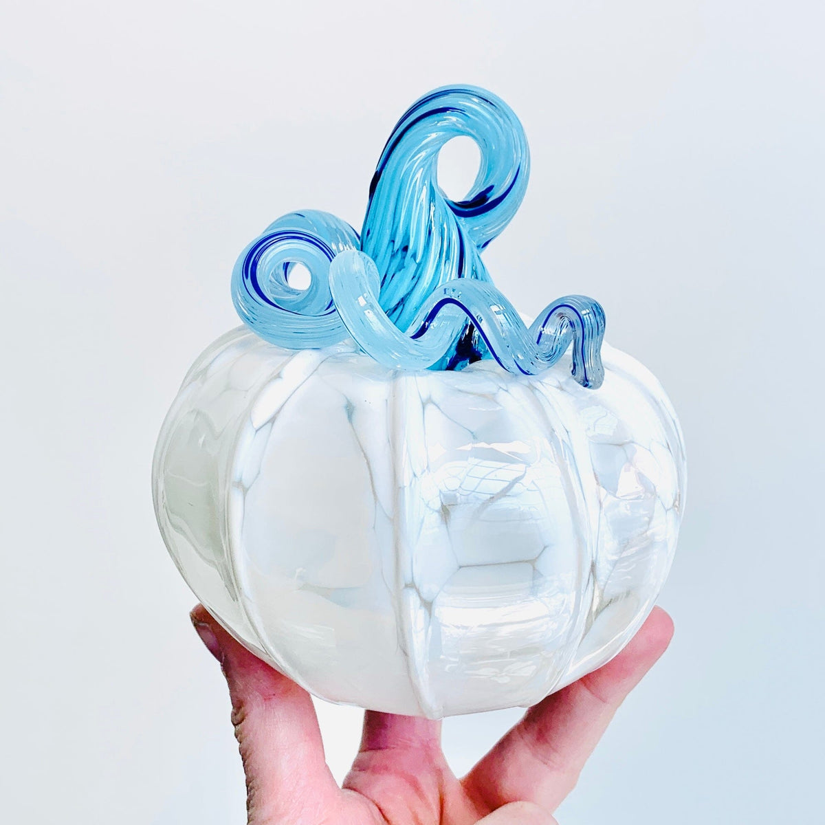 Daily Pumpkin 3904 American Squat Gabby Luke Adams Glass Blowing Studio 