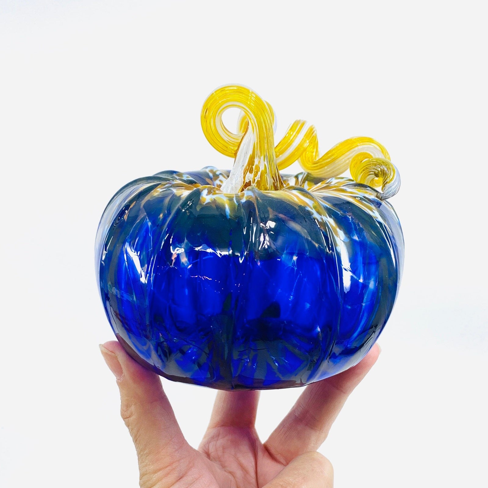 Daily Pumpkin 2528 Squat Gabby Luke Adams Glass Blowing Studio 