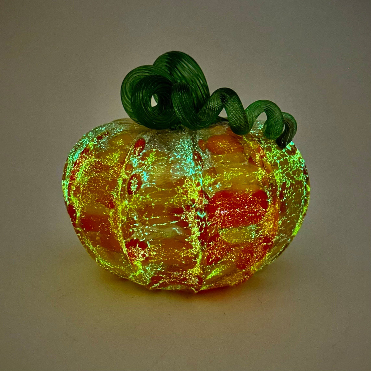 Daily Glow Pumpkin 3671 Jumbo Squat