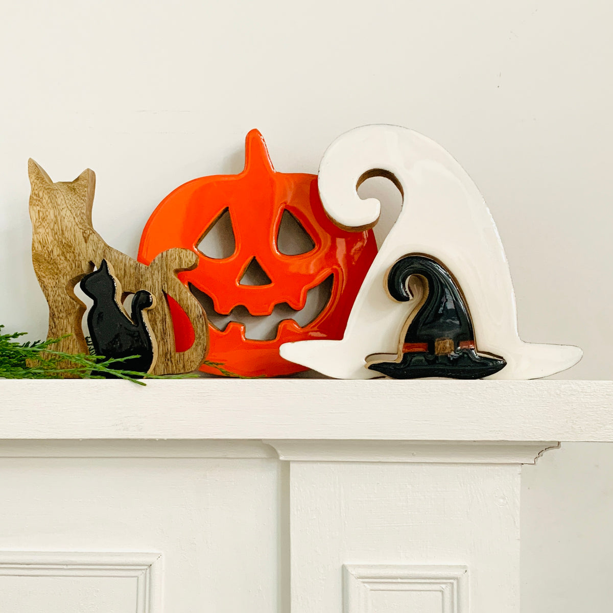 Wooden Halloween Cat