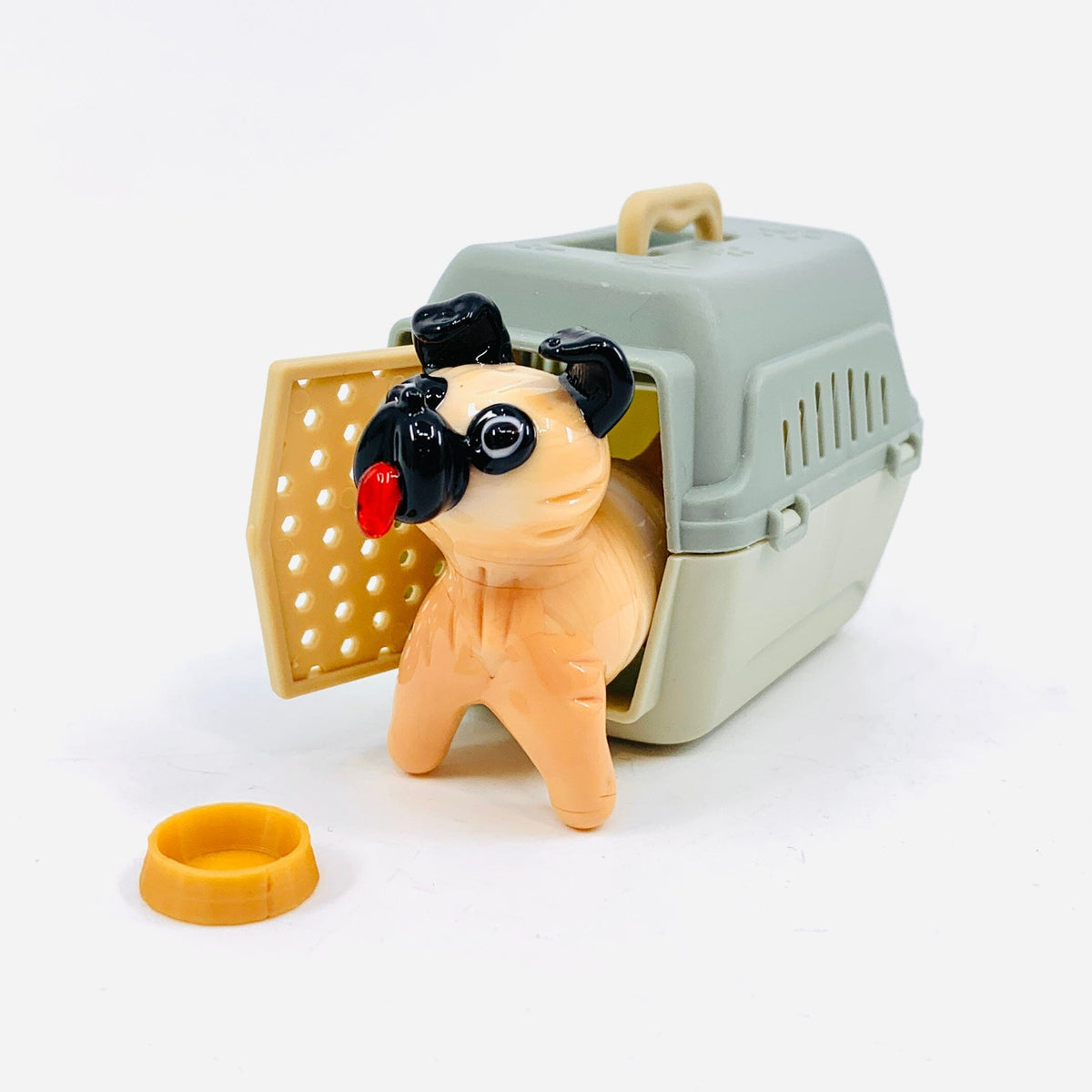 Noodle, Puppy and Crate Miniature Alex 