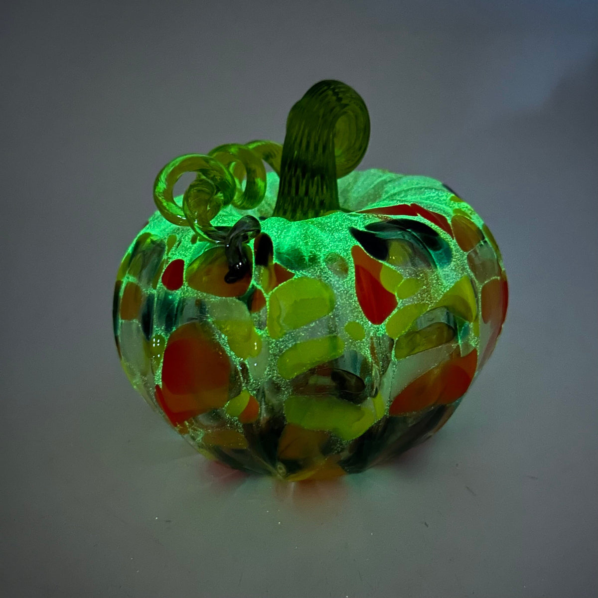 Daily Glow Pumpkin 1419 Squat Daily Pumpkin Luke Adams Glass Blowing Studio 
