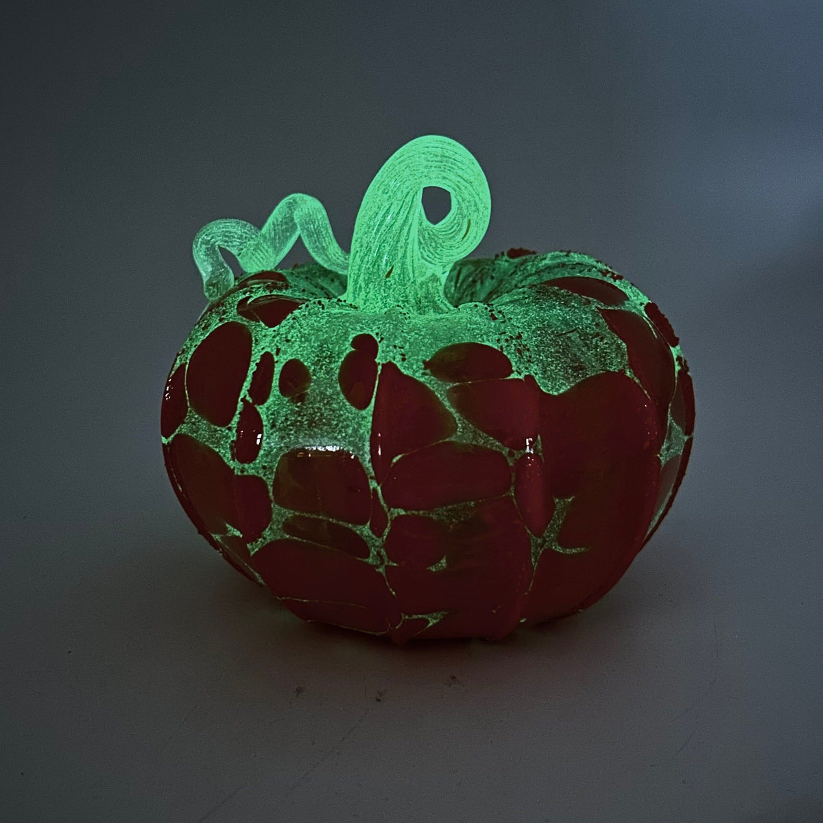 Daily Glow Pumpkin 521 Fall Squat Daily Pumpkin Luke Adams Glass Blowing Studio 