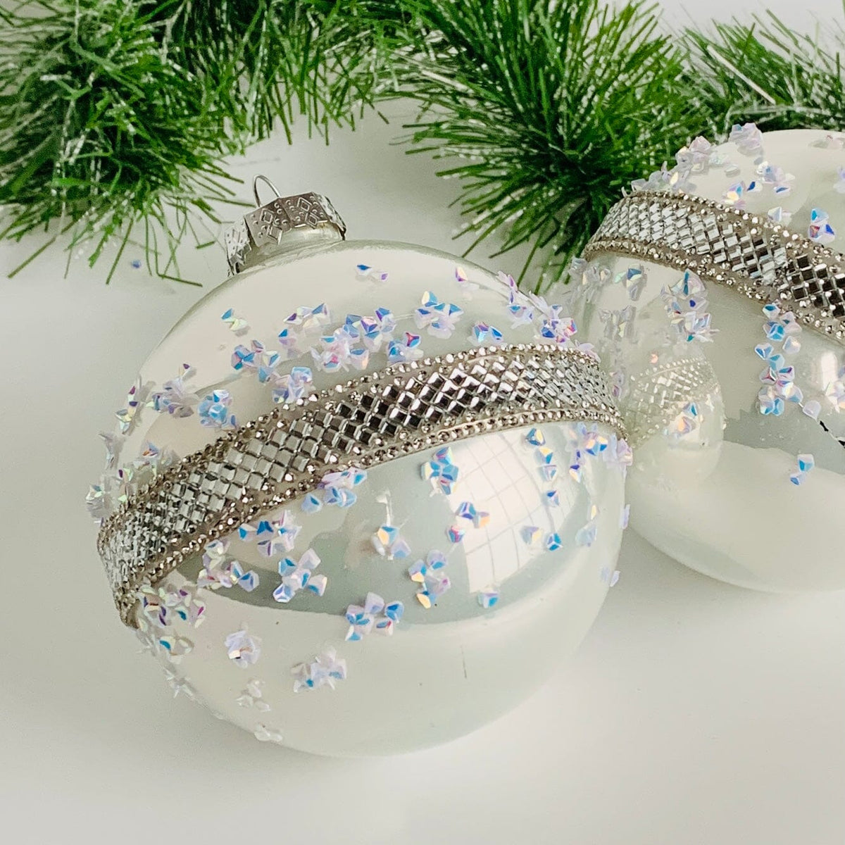 4" Sparkle Ornament GANZ 