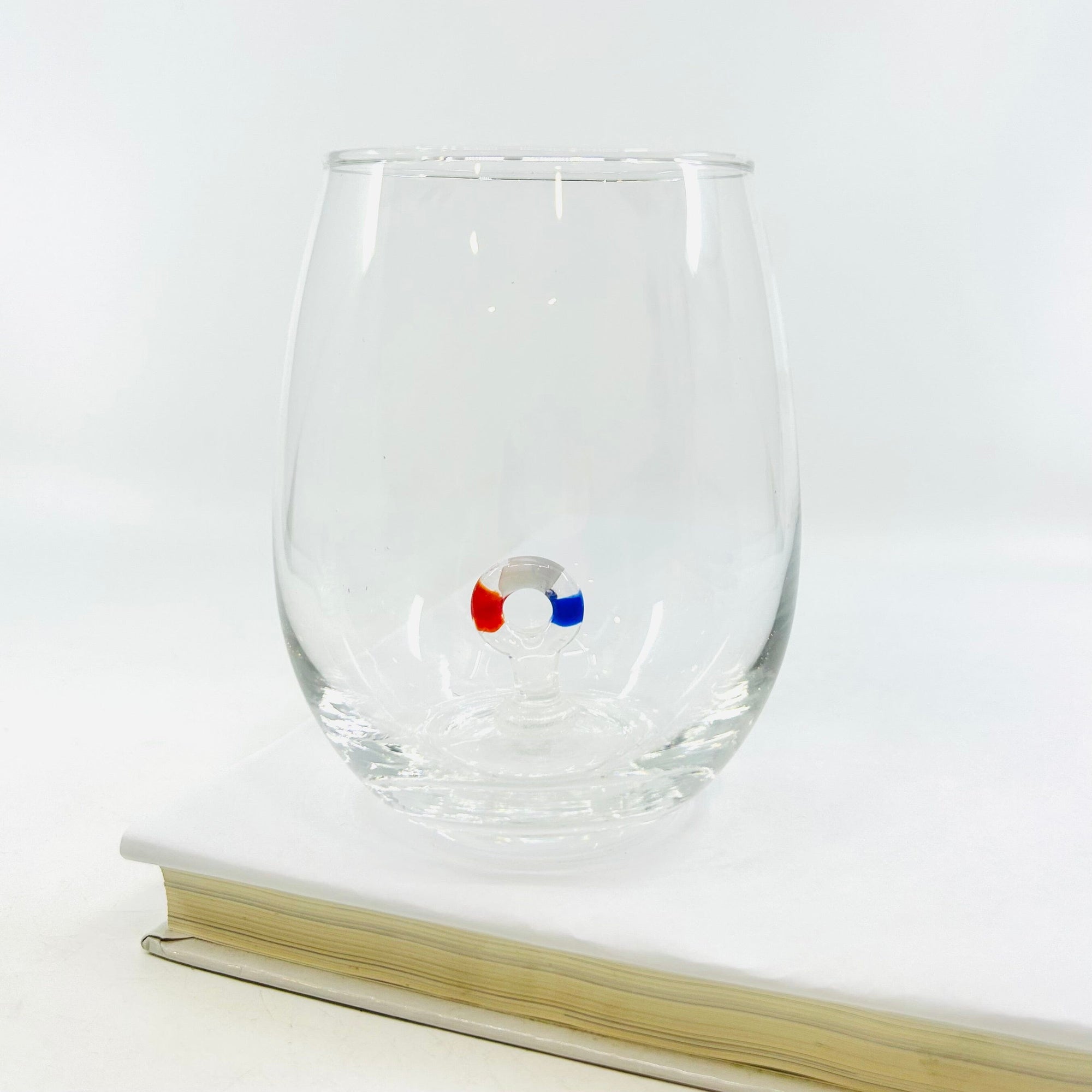 16 oz Large Pour Wine Glass, Life Preserver Decor Chesapeake Bay 