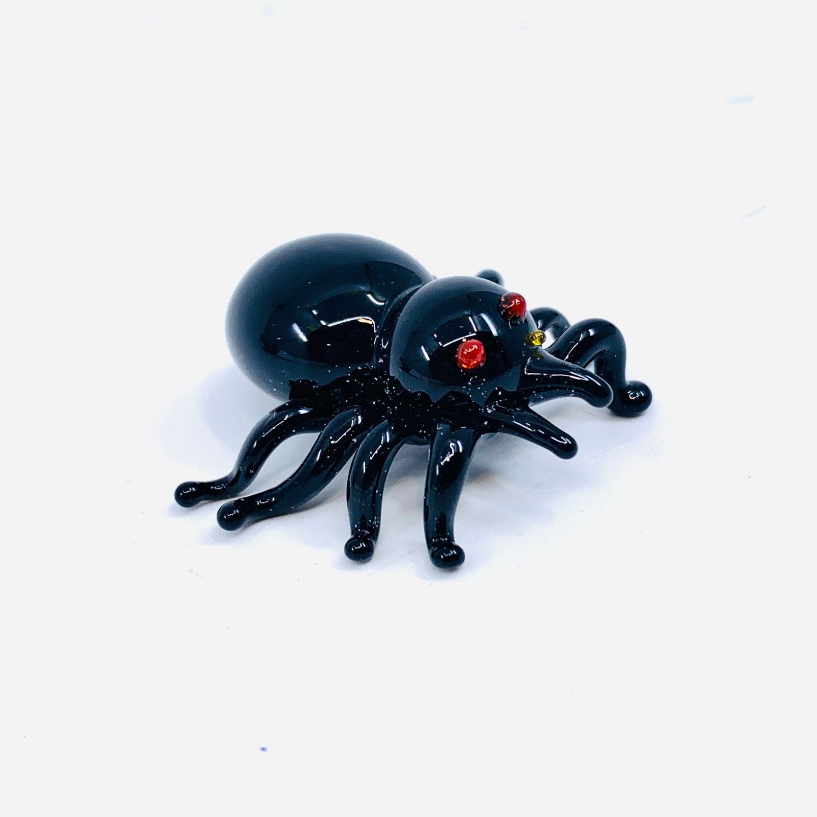 Glass Magnet, Spider Dynasty 