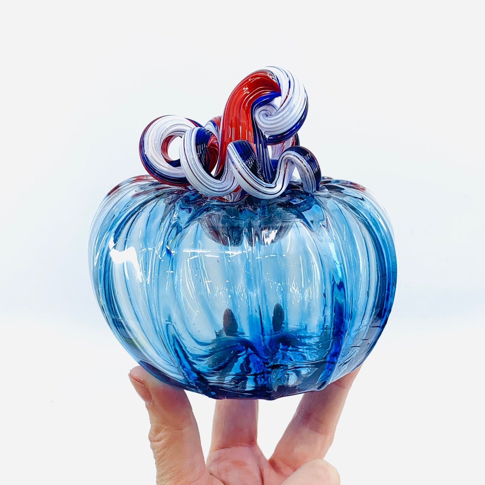 Daily Pumpkin 334 American Squat Gabby Luke Adams Glass Blowing Studio 