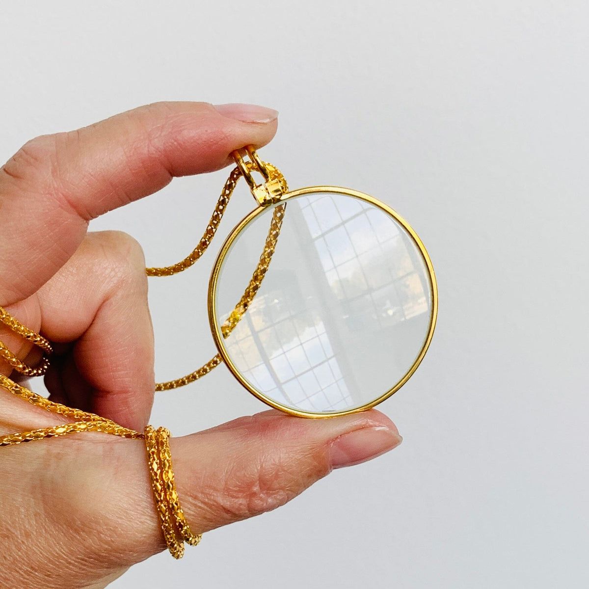 Gold Magnifying Glass Necklace Jewelry AB 