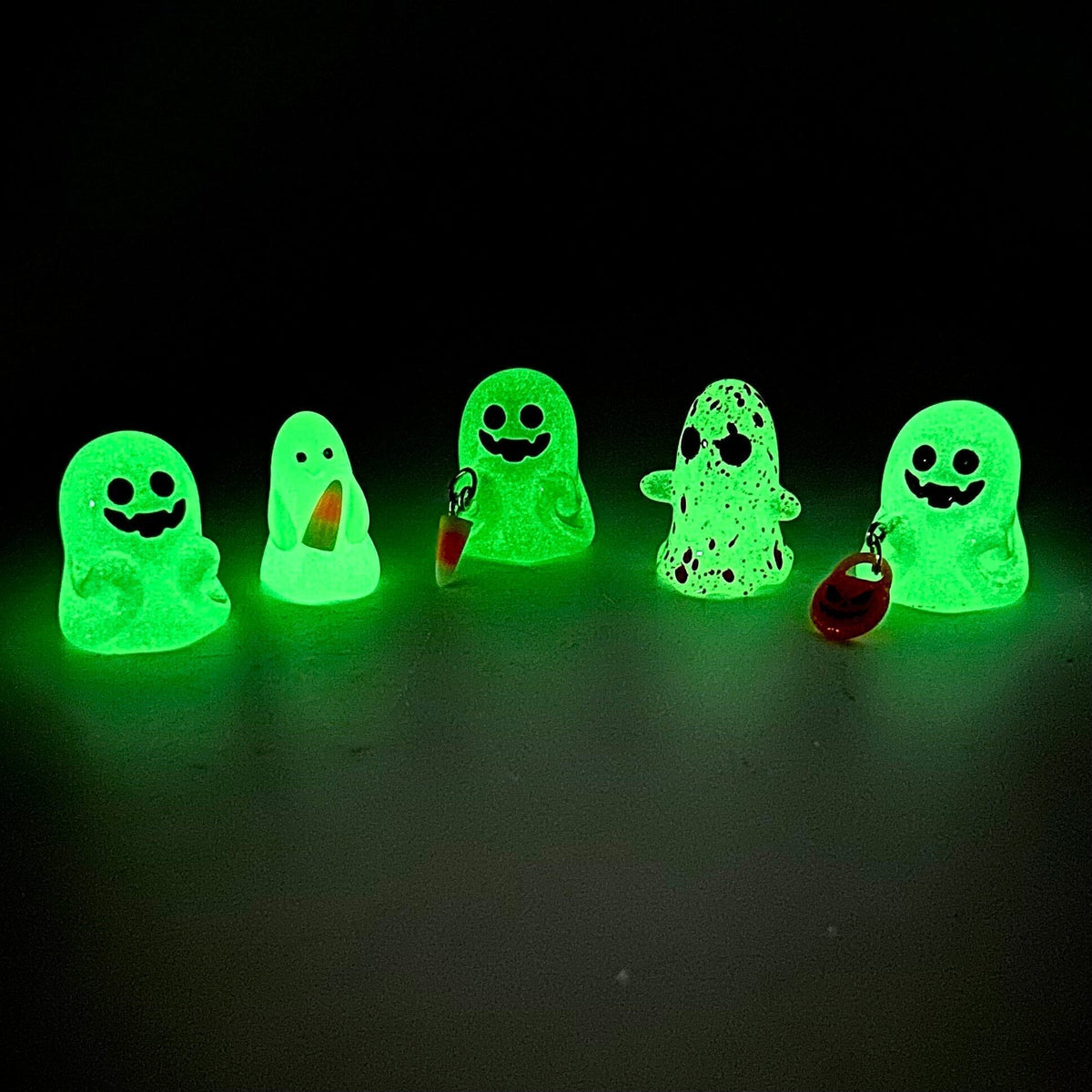 Miniature Glass Glow in The Dark Ghosts, Trick - 