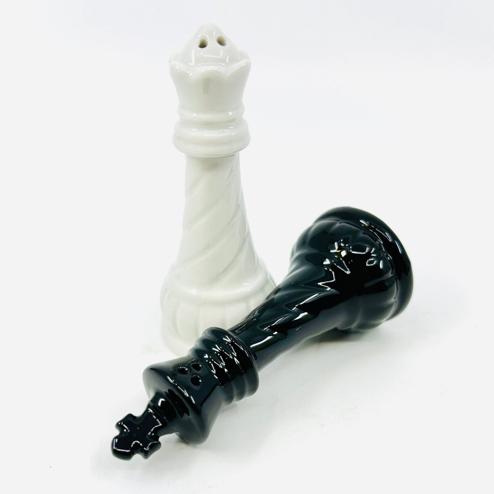 Chess King and Queen Salt and Pepper Shakers COSMOS 
