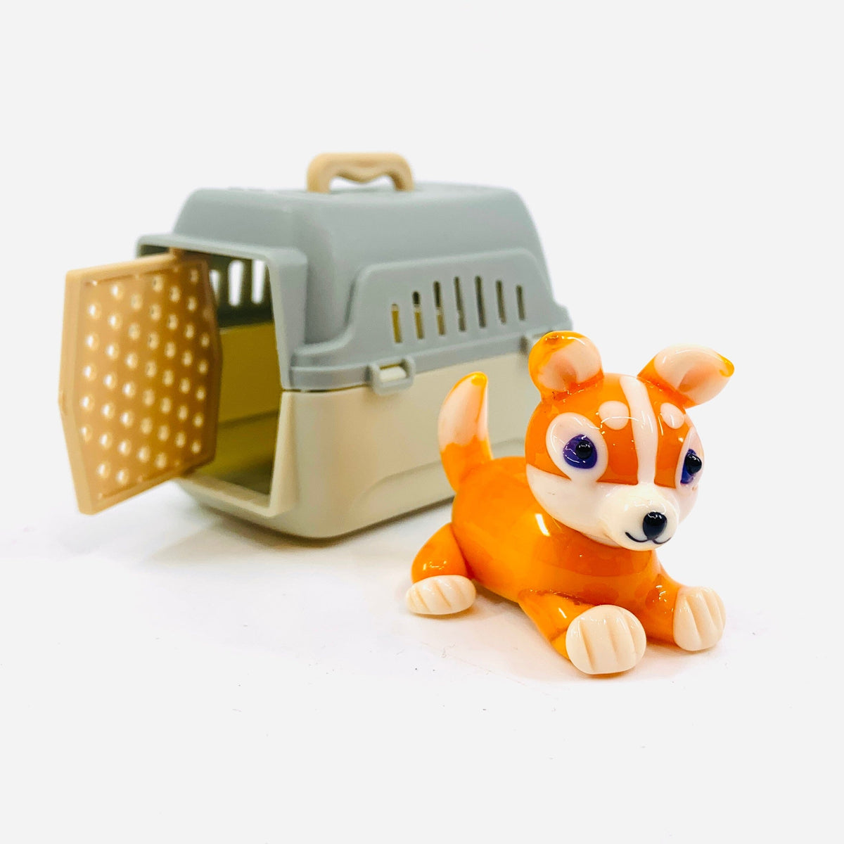 Waffles, Puppy and Crate Miniature Alex 