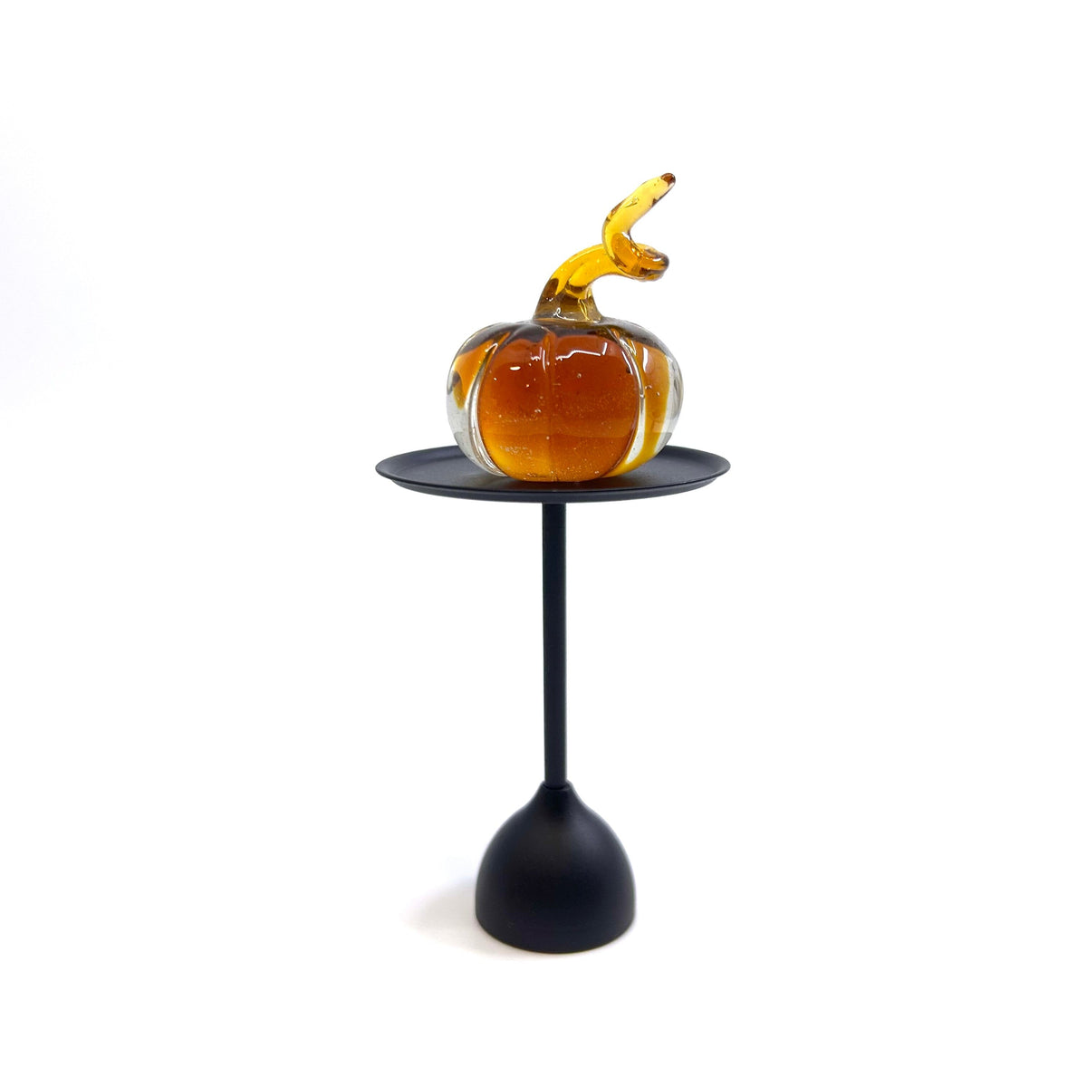 Miniature Modern Fall Pumpkin Table. - 