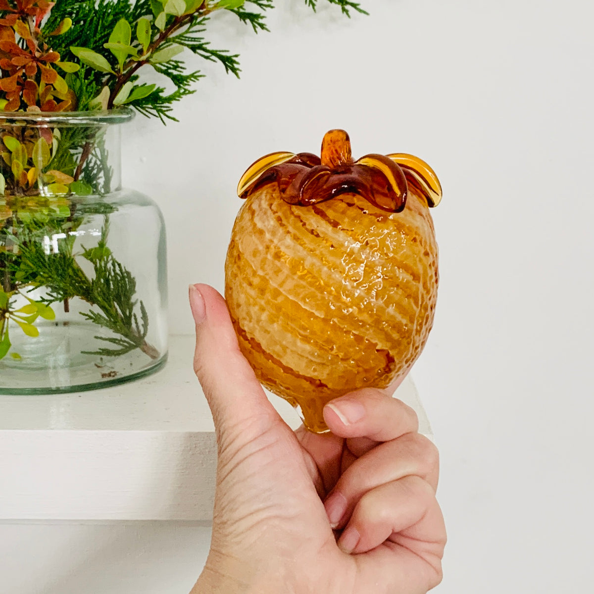 Glass Acorn, Swirl