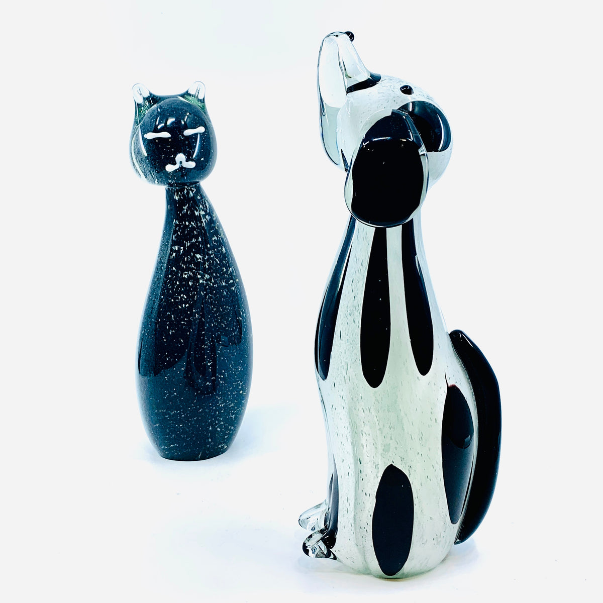 Sleek Black Cat Statue