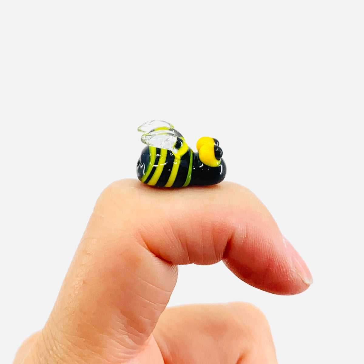 Teeny Teensie Bee