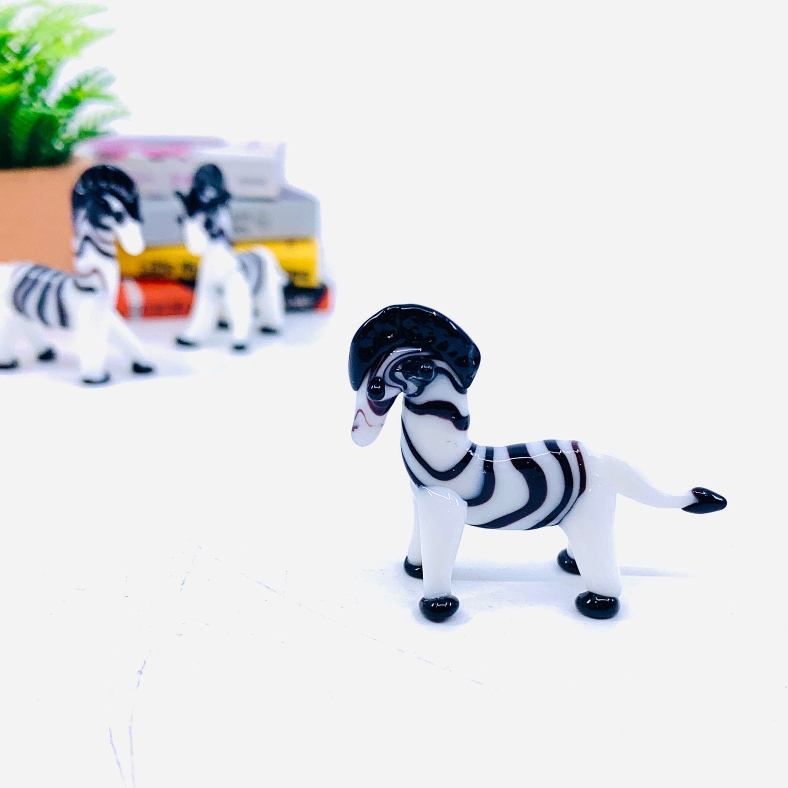 Tiny Glass Zebra 354 Miniature GANZ 