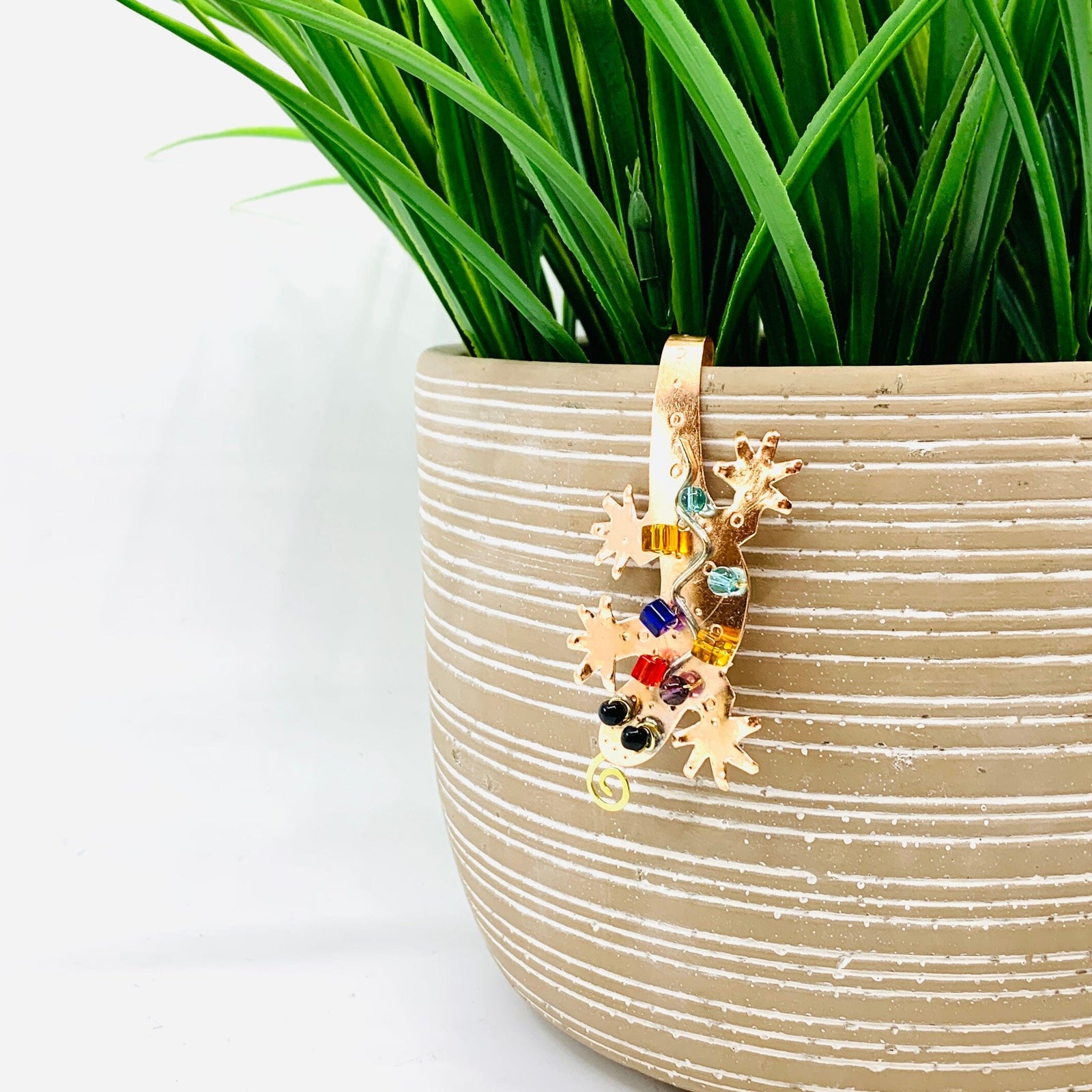 Pot Huggers 25, Rainbow Gecko Miniature Pilgrim Imports 