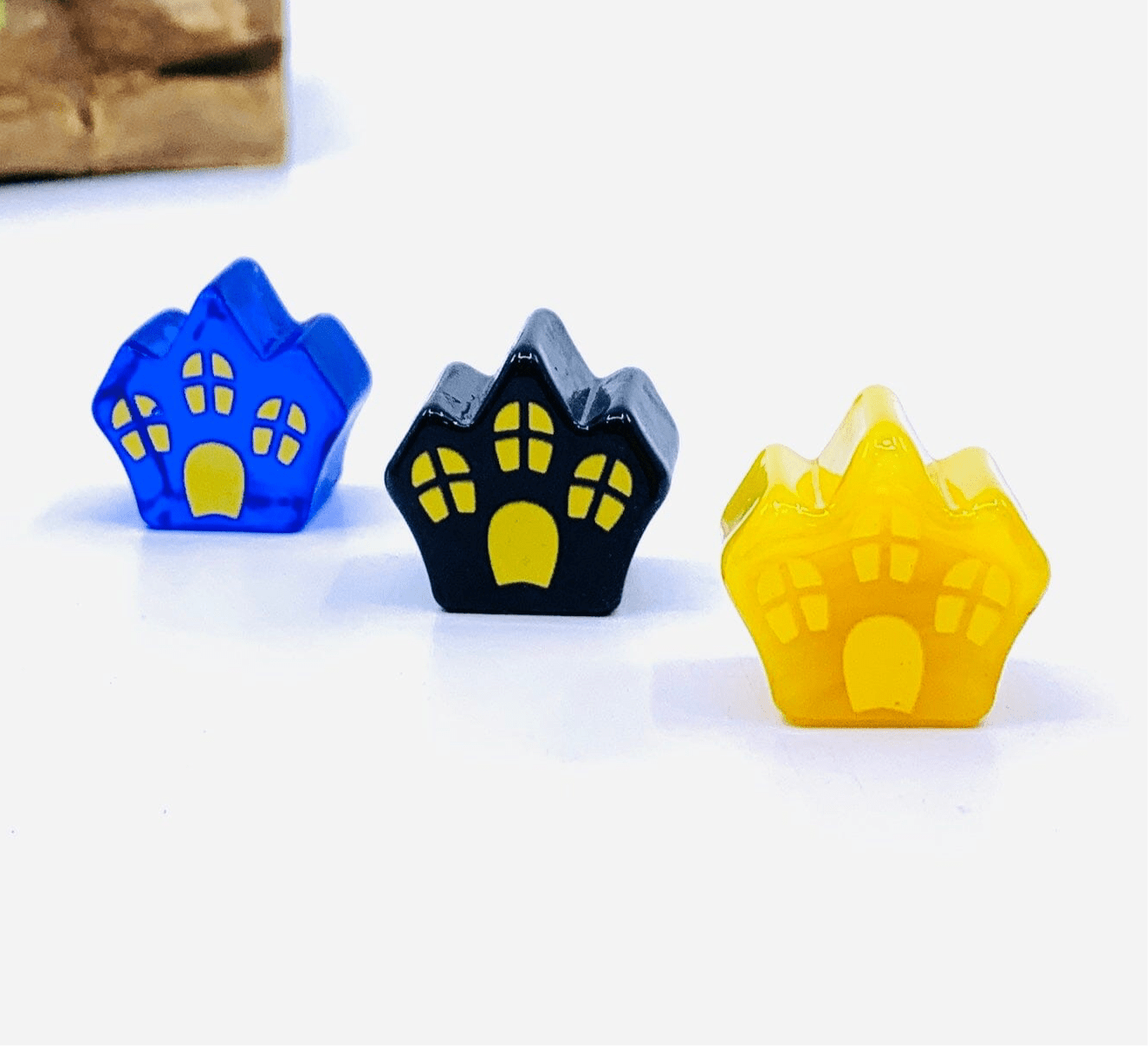 Tiny Glass Haunted House 172 Miniature - 