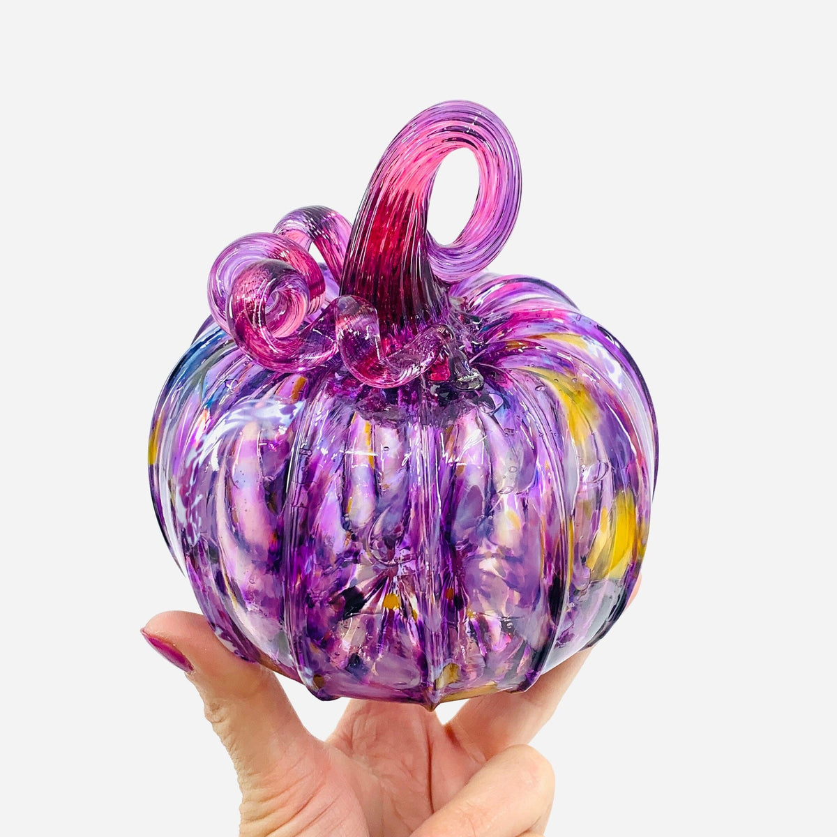 Daily Pumpkin 2865 Sweetheart Squat Gabby Luke Adams Glass Blowing Studio 