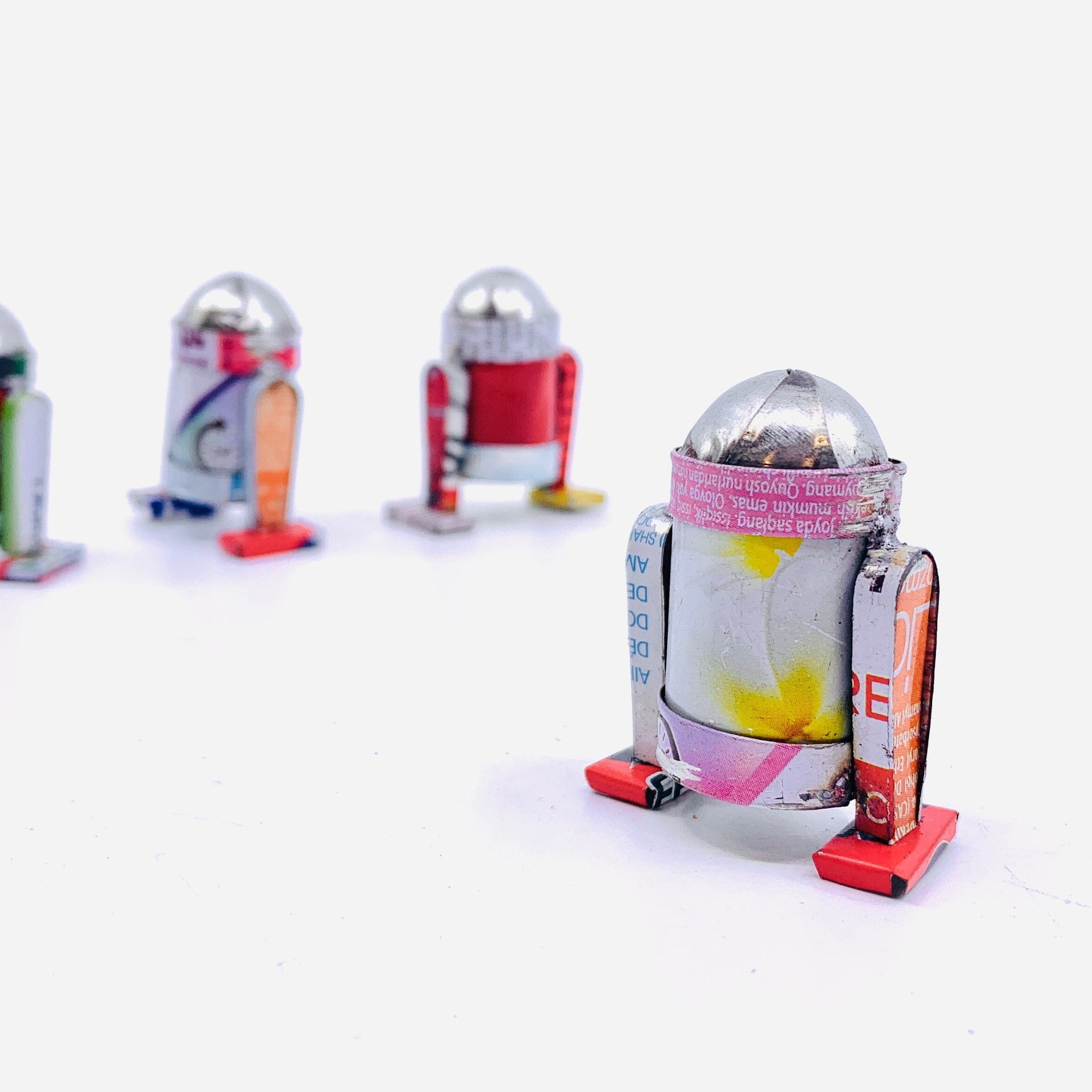 Tiny Tin Vehicles Miniature East Africa Co. R2D2 