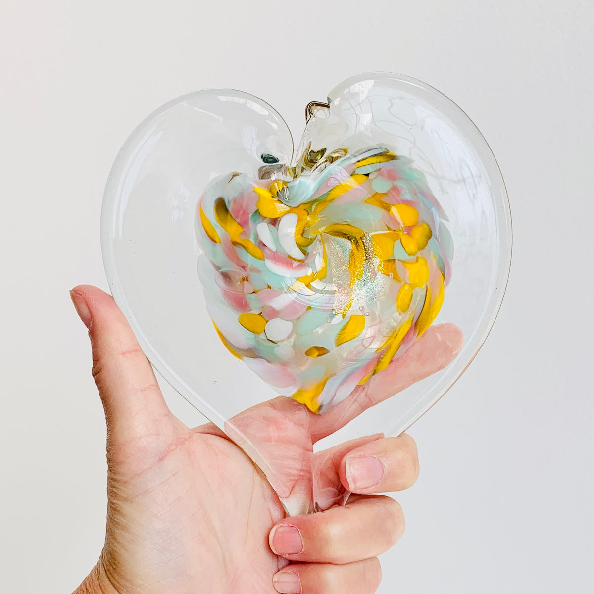 Daily Pumpkin 2240 Heart Suncatcher Ornament