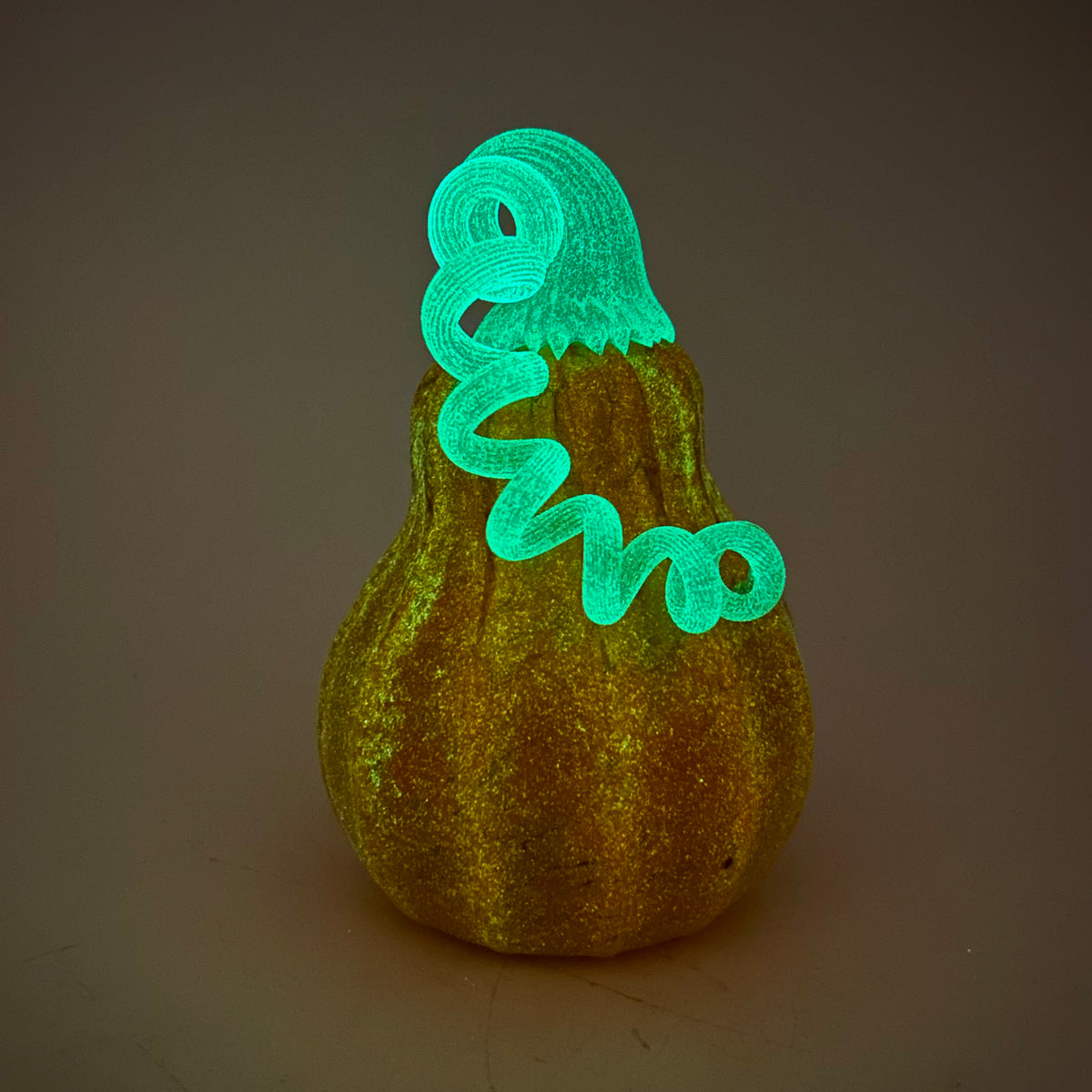 Daily Pumpkin 906 Glow Gourd