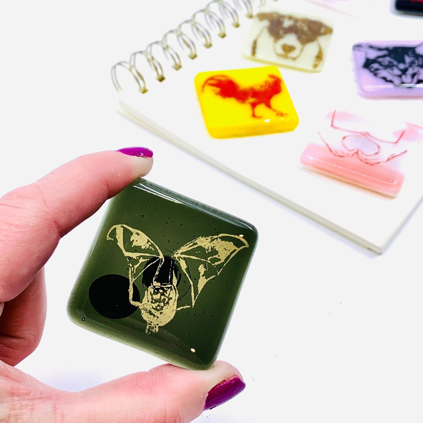 Nostalgic Glass Magnet, Bat KiKu 