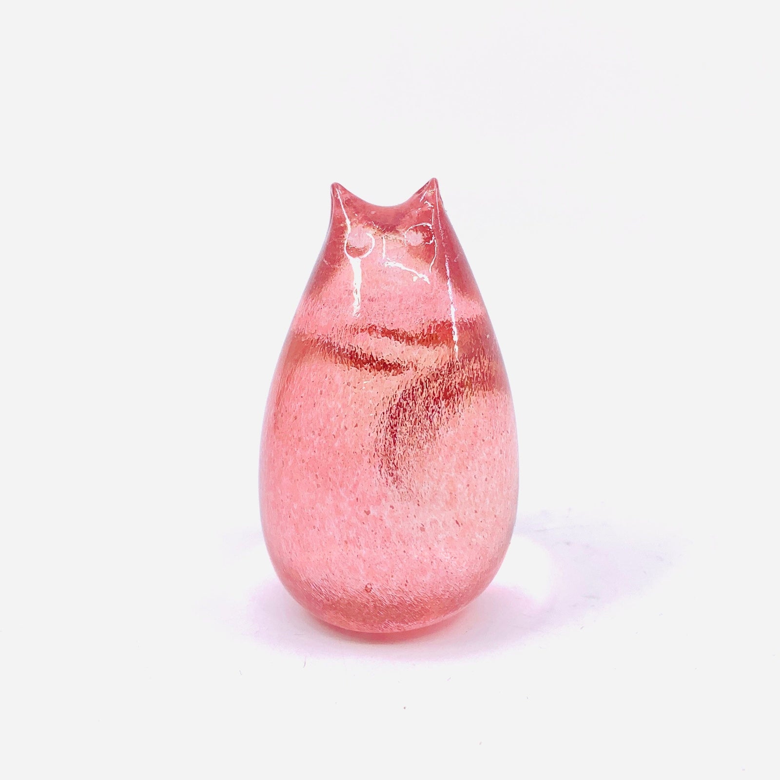 Little Glass Love Cat, Peach Melba Miniature Henrietta Glass 