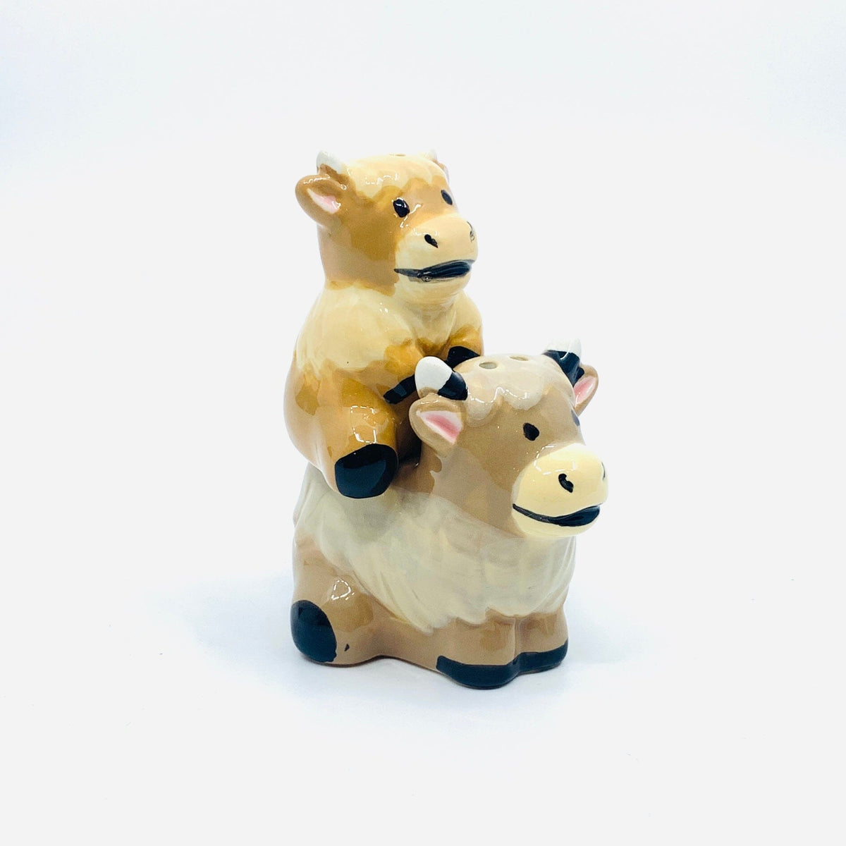 Highland Coos Salt and Pepper Shakers Decor GANZ 