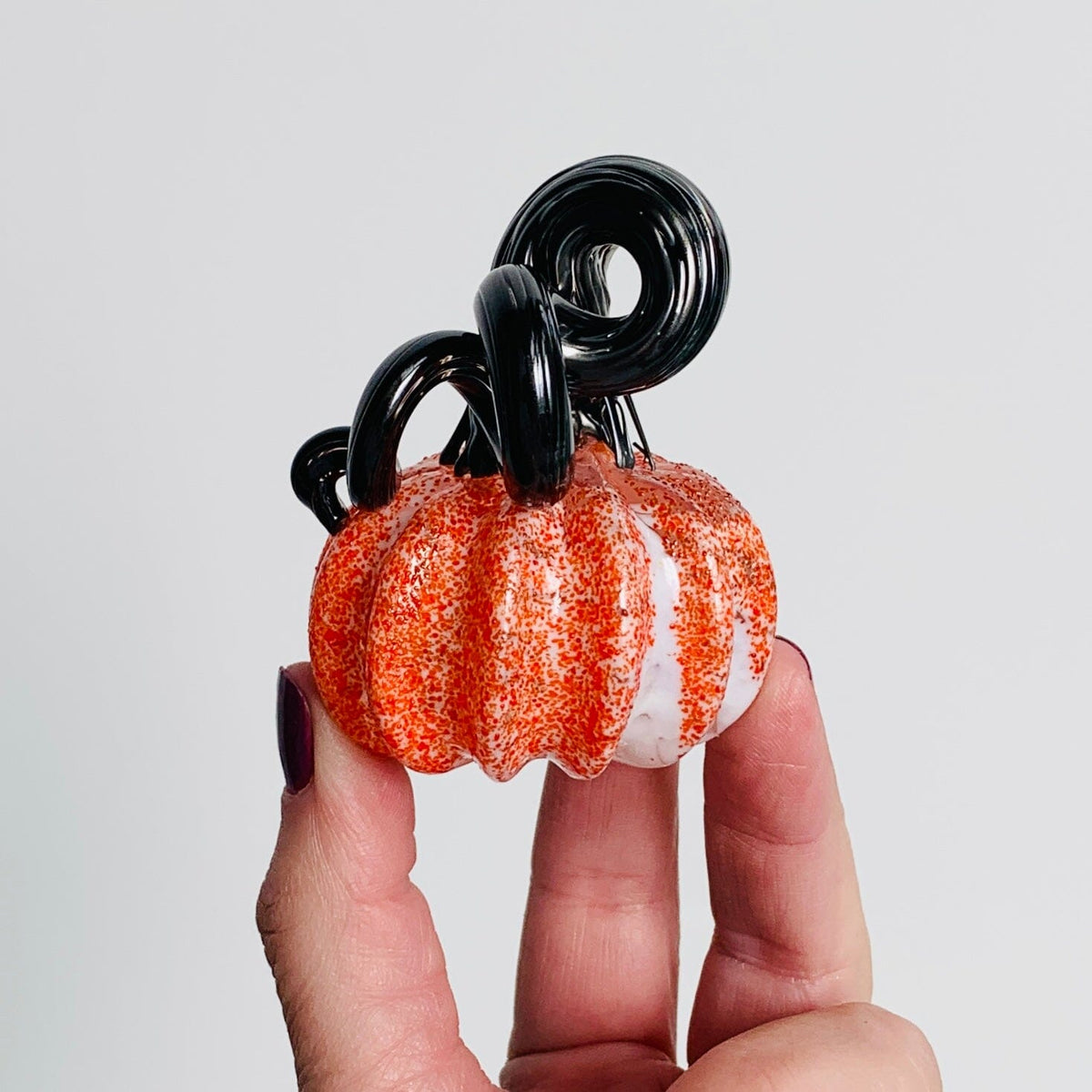 Daily Pumpkin 677 Mini Paperweight Daily Pumpkin Kevin 
