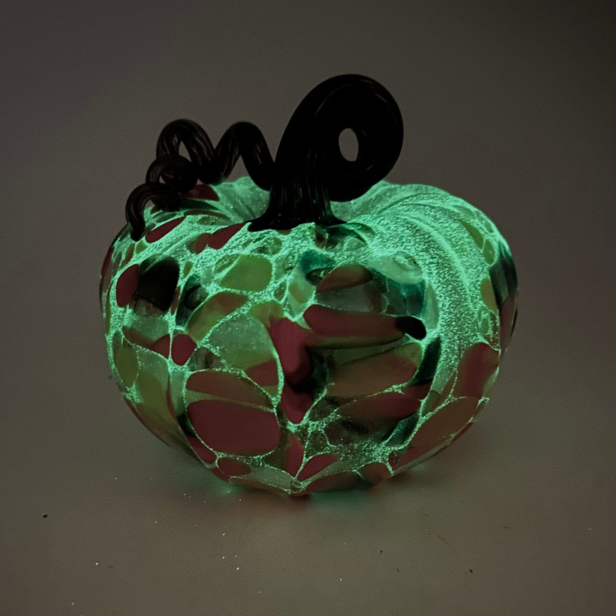 Daily Glow Pumpkin 1431 Squat Daily Pumpkin Luke Adams Glass Blowing Studio 
