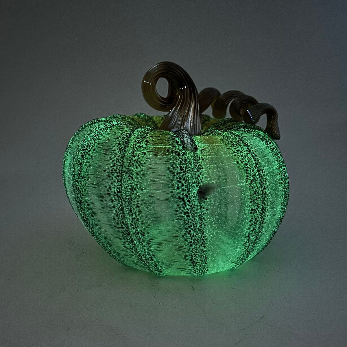 Daily Pumpkin 405 Oops Squat Daily Pumpkin Luke Adams Glass Blowing Studio 