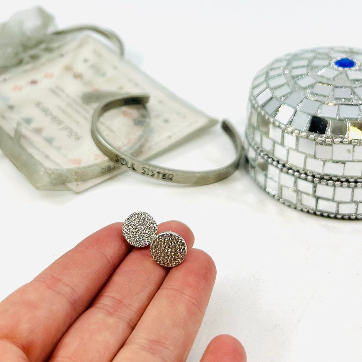 Inventory Box 27 - Soul Sisters One Hundred 80 Degrees 