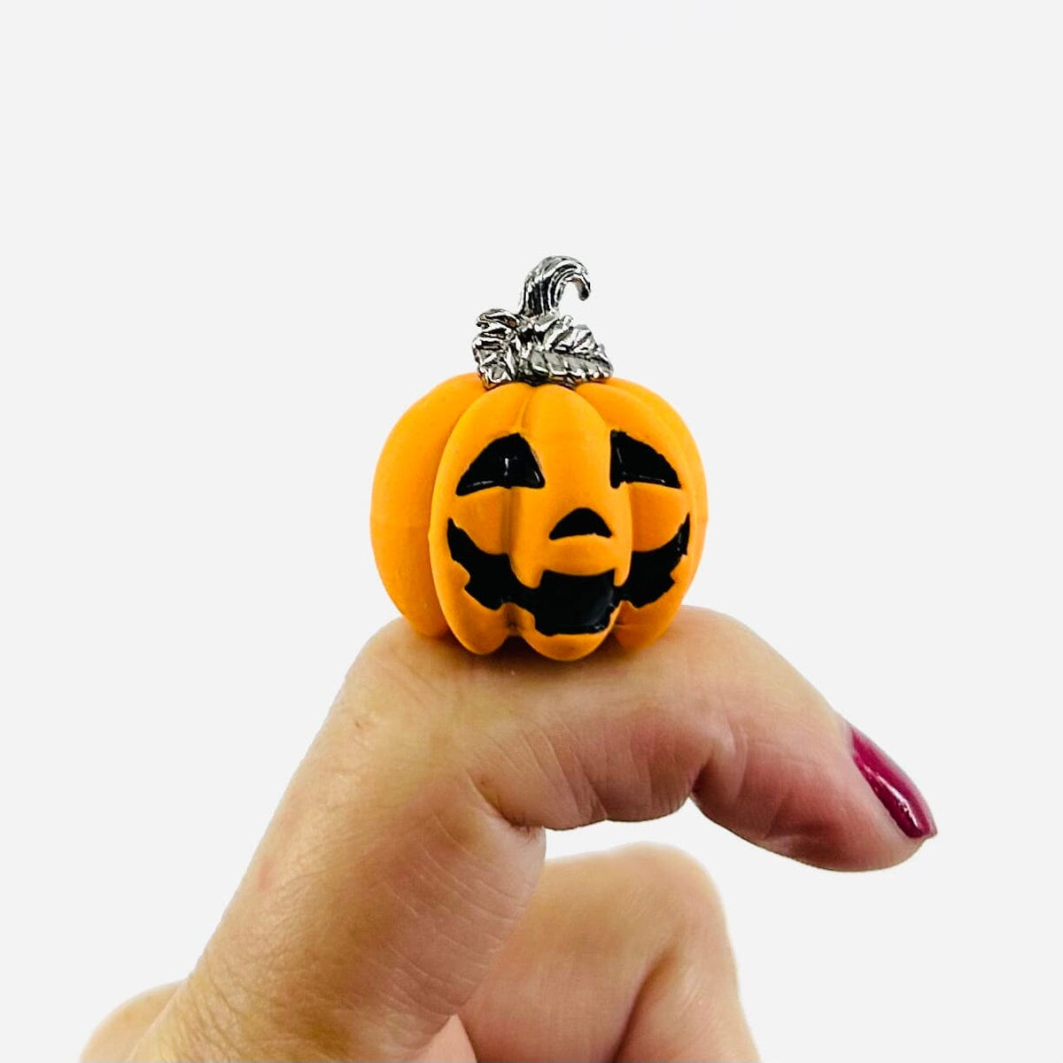 Lucky Little Jack O Lantern, Glow in the Dark Charm - PT 137 GANZ 