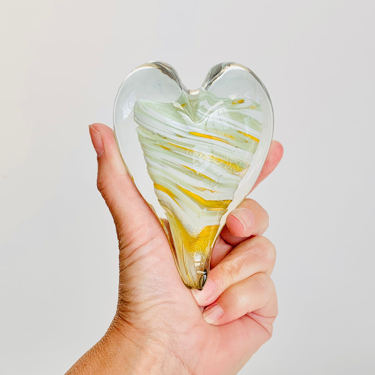 Daily Pumpkin 2243 Heart Paperweight