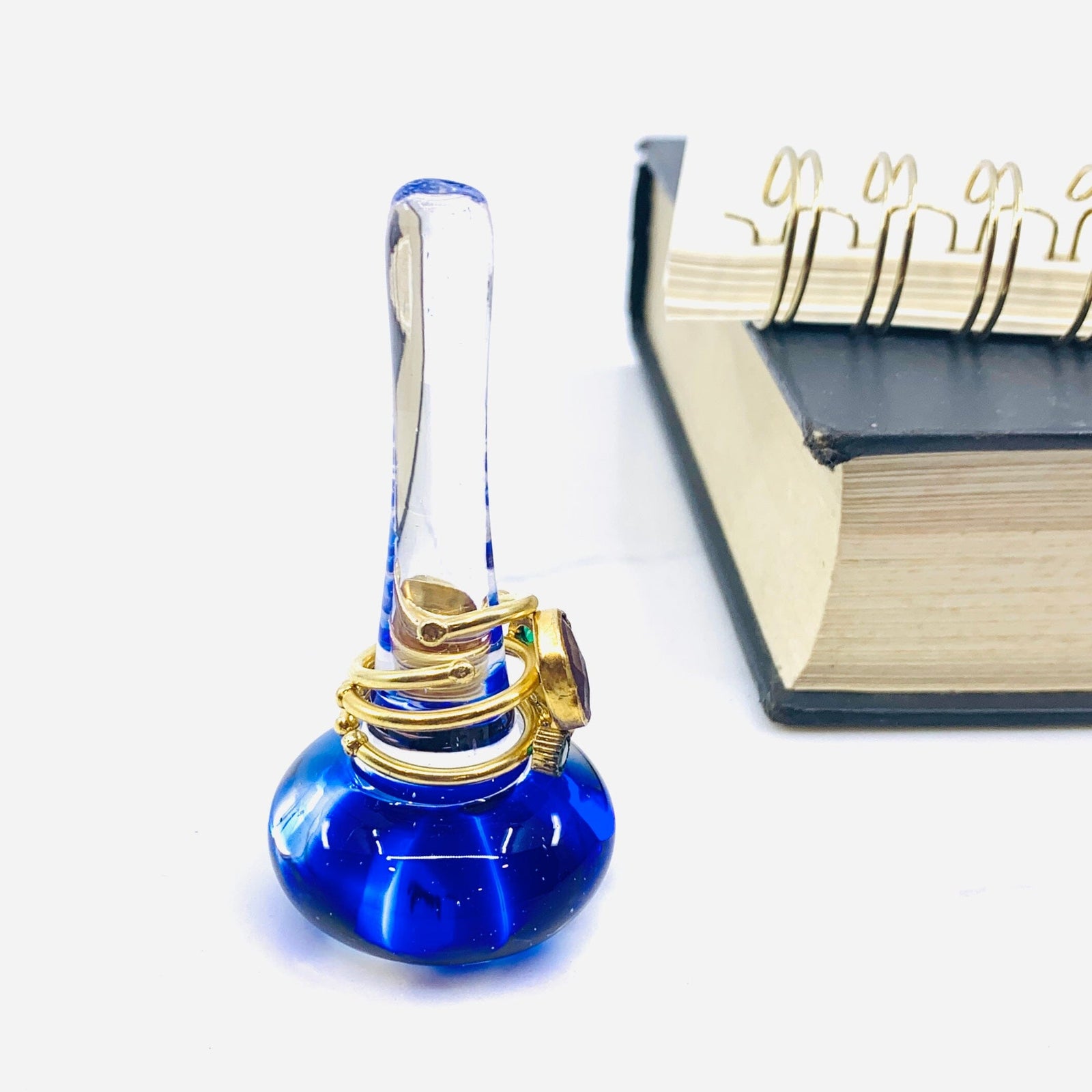 Artisan Glass Ring Holder, 17 Confetti Henrietta Glass 