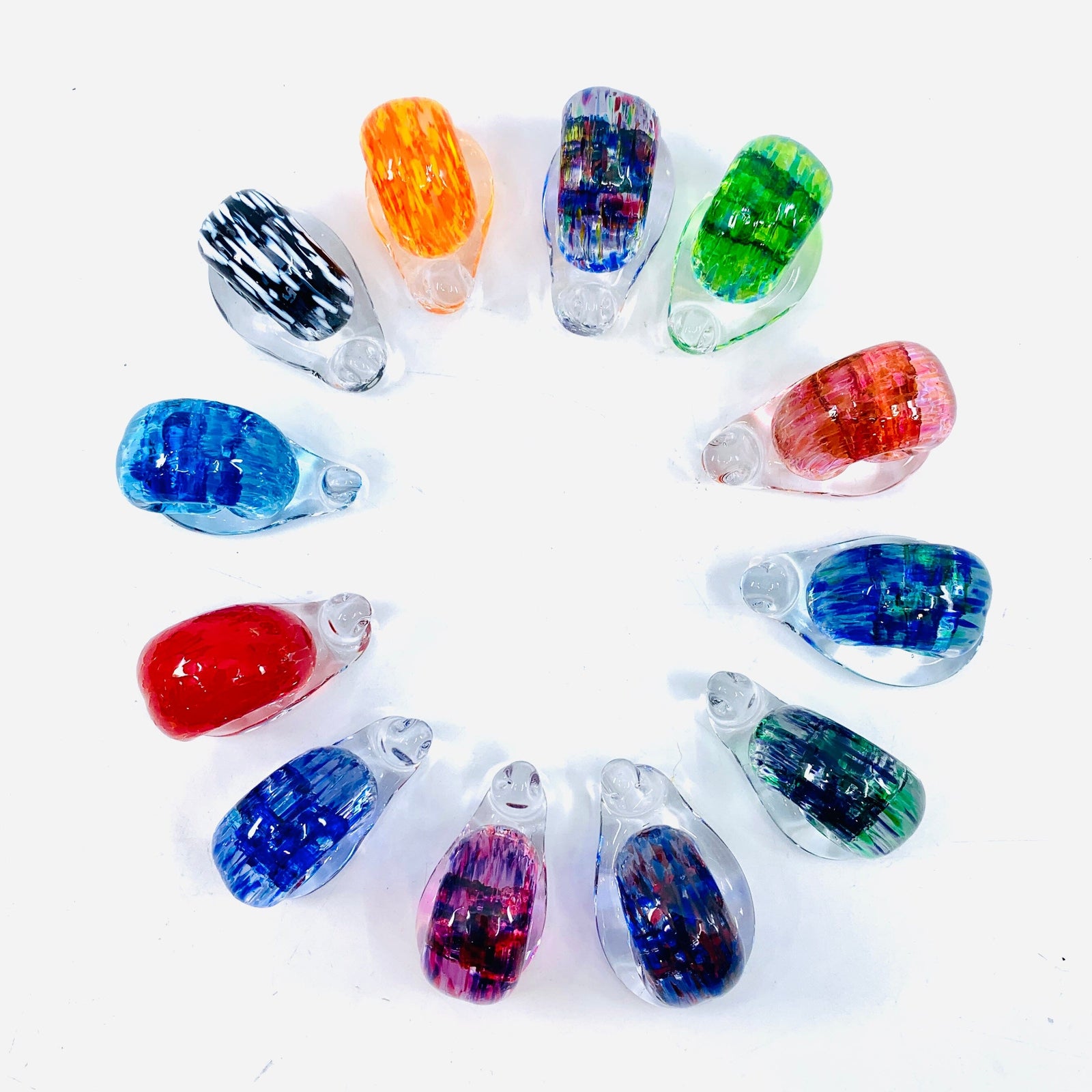 Glass Snail, Maddies Mix Miniature Henrietta Glass 