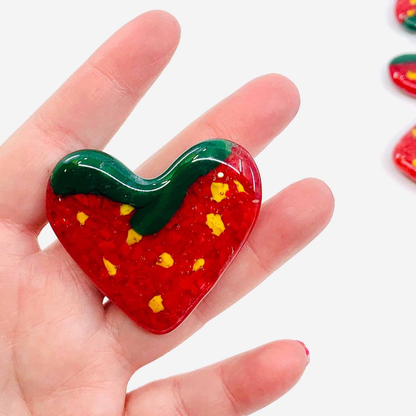 Fused Pocket Heart, Strawberry Miniature Jean 