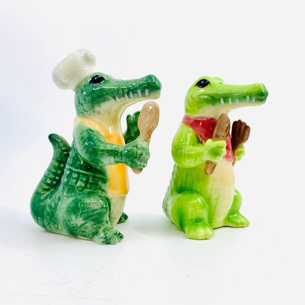 Alligator Salt and Pepper Shakers COSMOS 