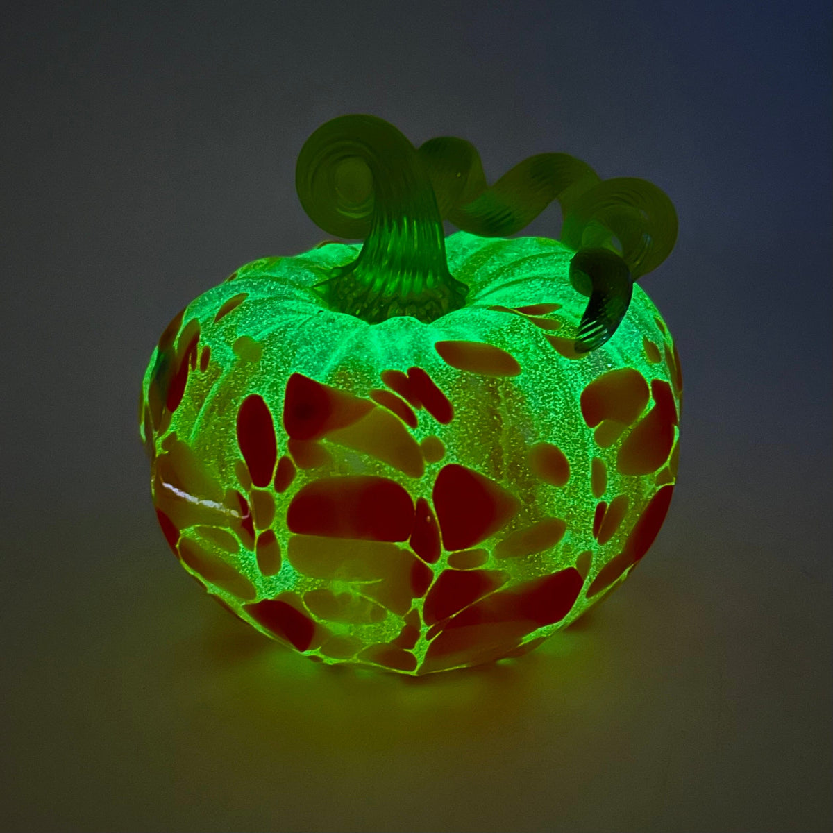 Daily Glow Pumpkin 1229 Squat Daily Pumpkin Luke Adams Glass Blowing Studio 