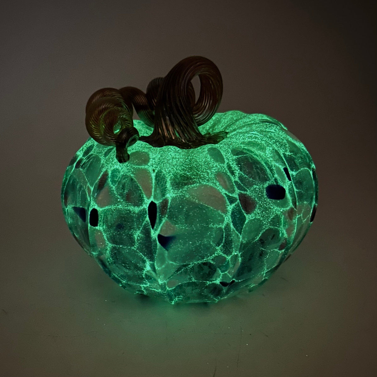 Daily Glow Pumpkin 1426 Squat Daily Pumpkin Luke Adams Glass Blowing Studio 