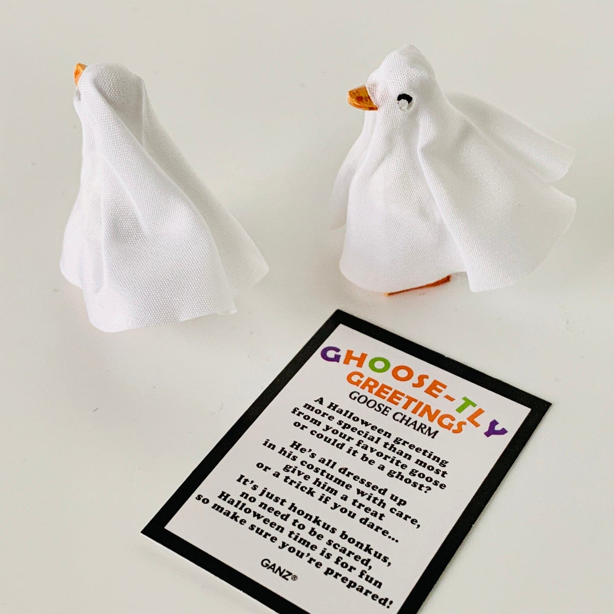 GHOOSE-TLY Greetings Charm - PT197 GANZ 