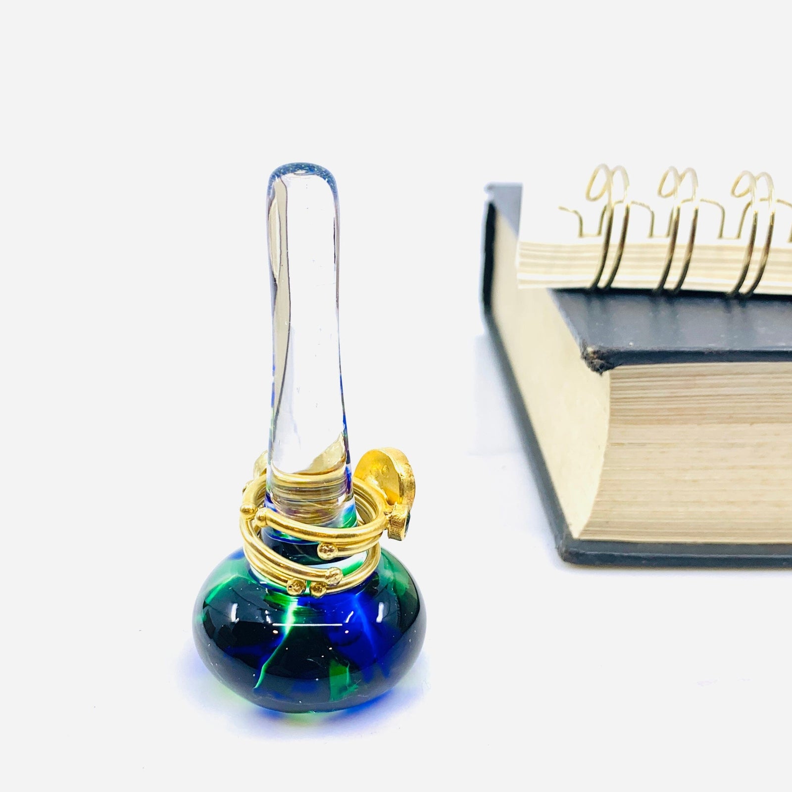 Artisan Glass Ring Holder, 19 Confetti Henrietta Glass 