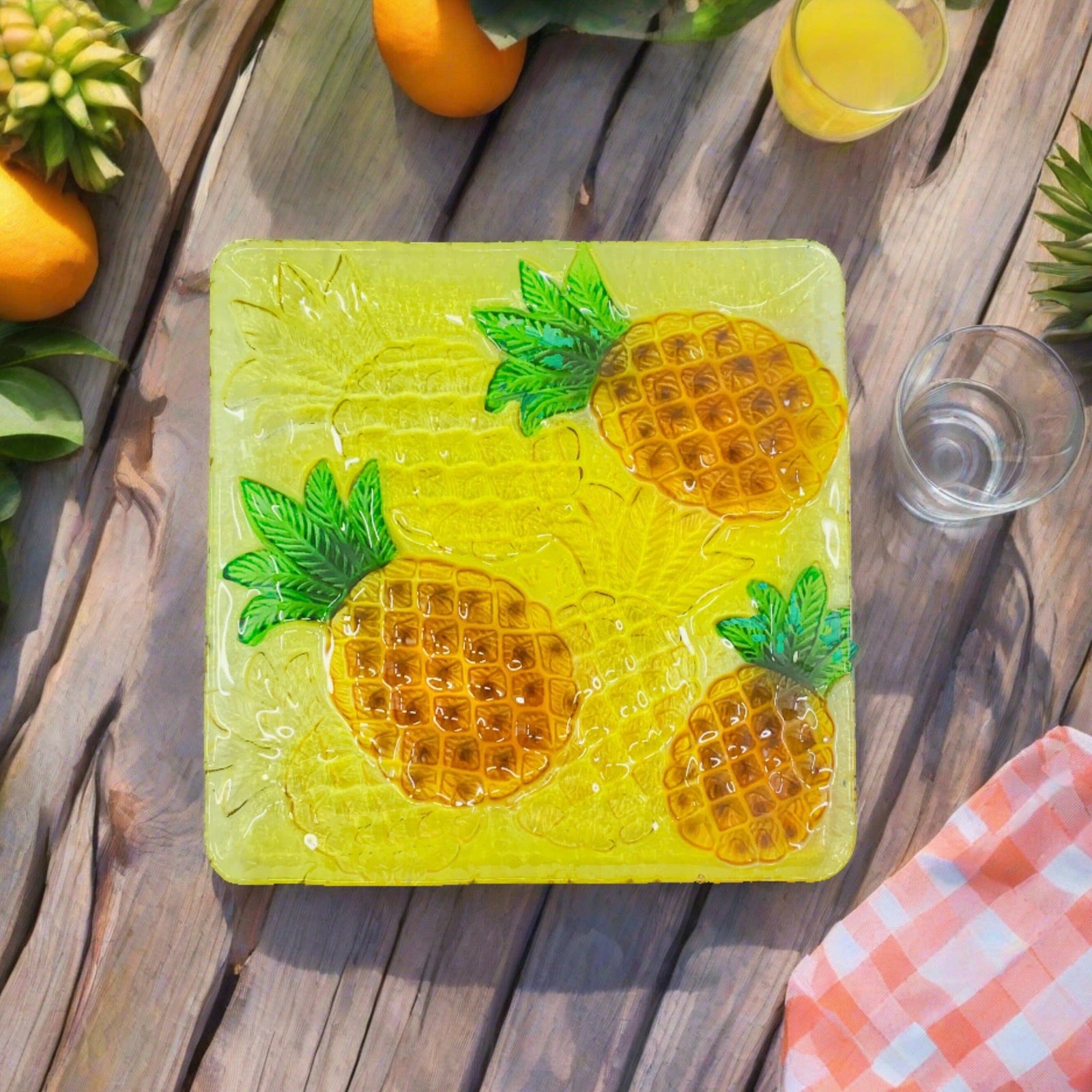Glass Fusion Plate, Pineapples 31 Decor Boston International, INC 