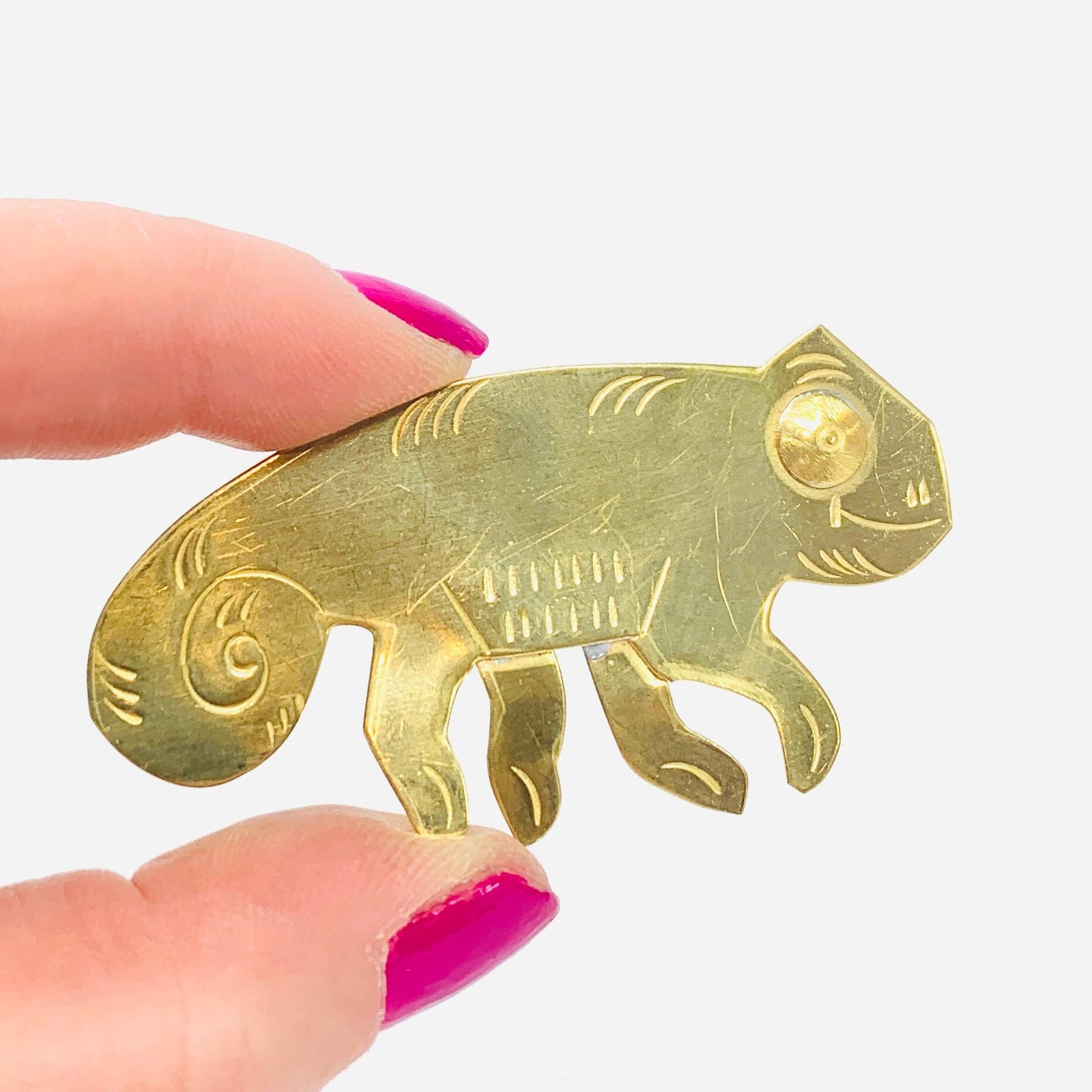 Stem Charms 10, Karma Chameleon Miniature Pilgrim Imports 