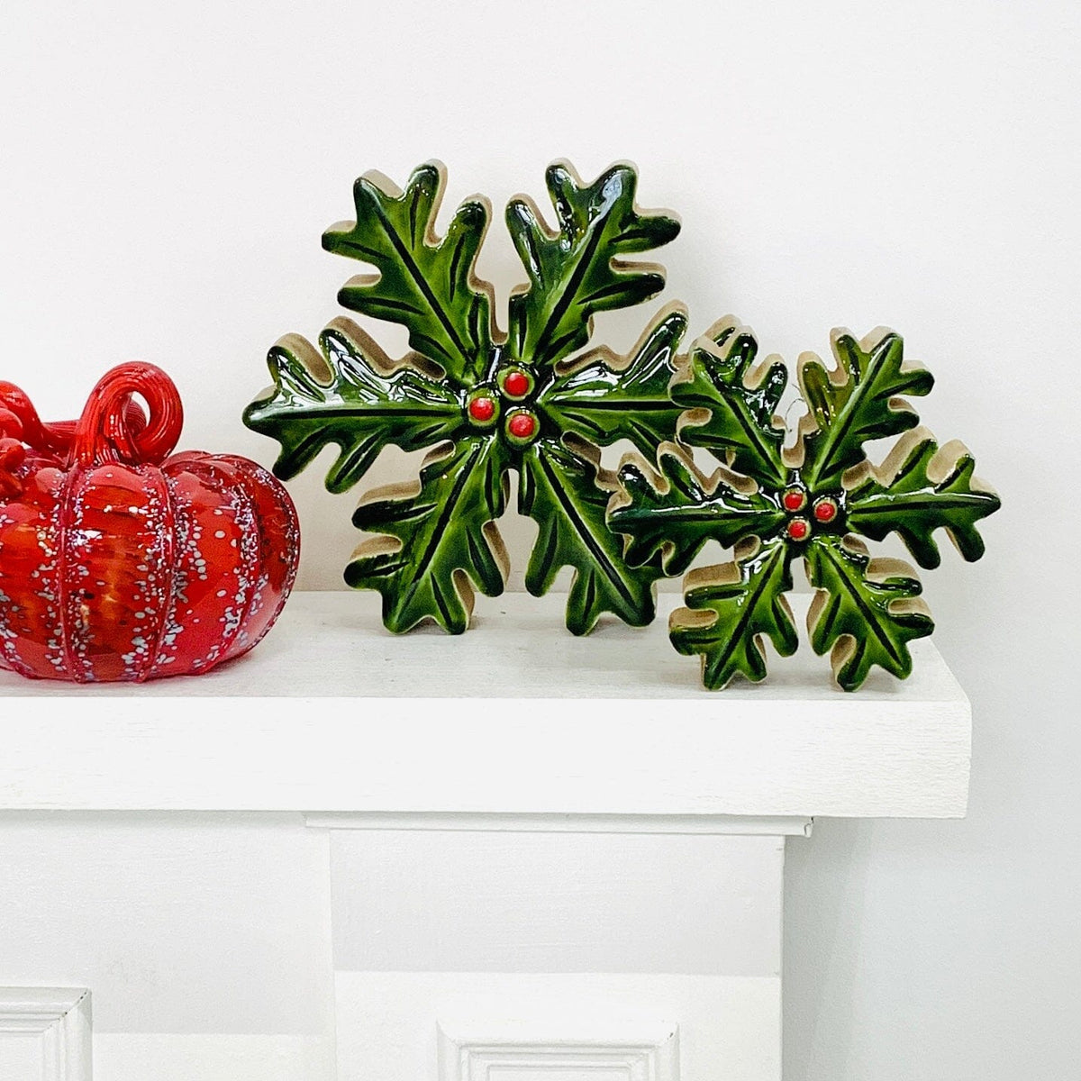 Enamel Holly Wooden Snowflake Décor, Small Oak Street 