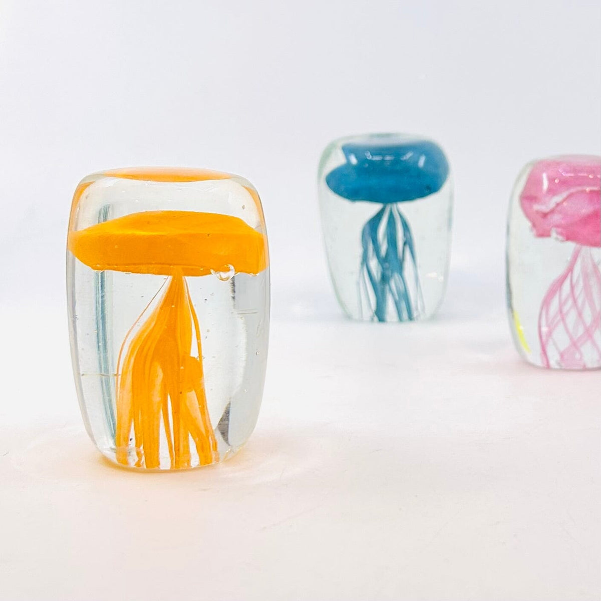 Bright Jellyfish Paperweight 16, Rose Decor Chesapeake Bay 