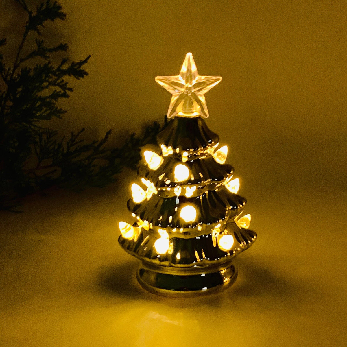 Metallic Lite-Up Tree, Warm Gold One Hundred 80 Degrees 
